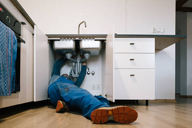 Professional Leak Detection technician working in Saegertown, PA